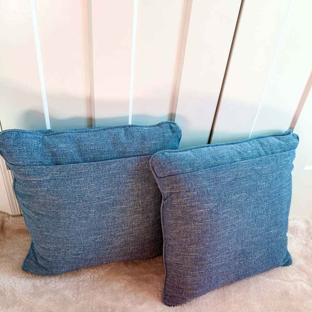 Ashely Furniture Blue Denim Throw Pillow Covers (Set of 2 ) - Picture 9 of 13